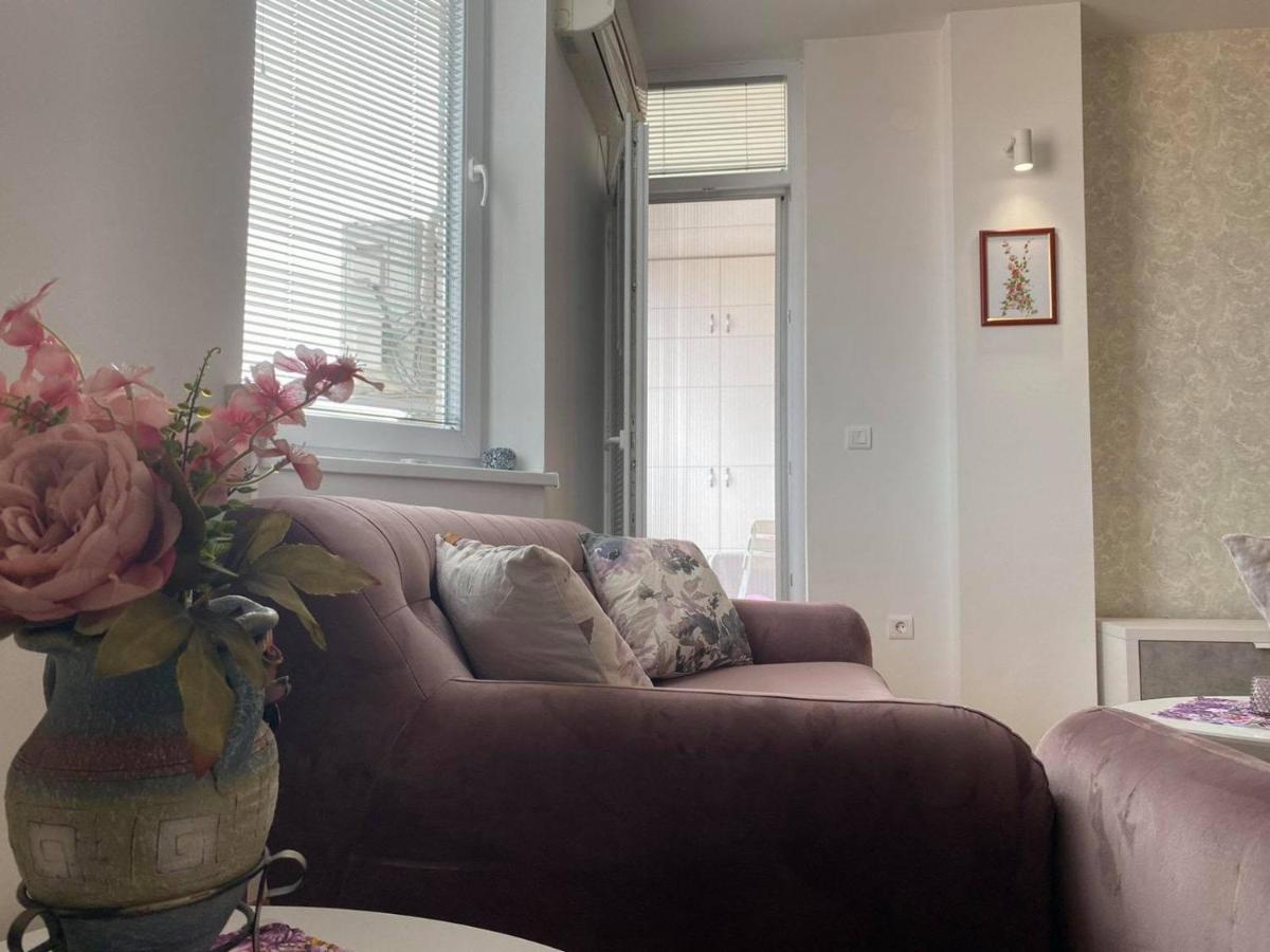 Velvet Apartment Skopje Eksteriør billede
